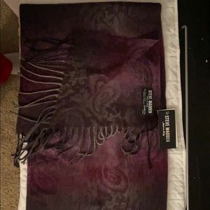 Steve Madden scarf